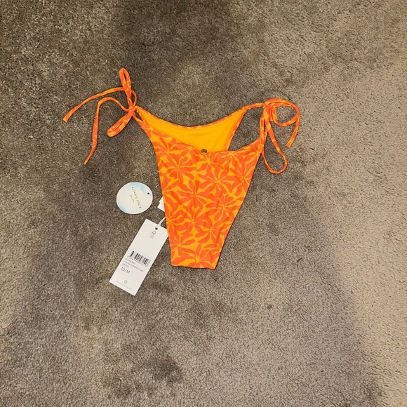 NWT Altar’d State Bikini Bottoms - Picture 4 of 5